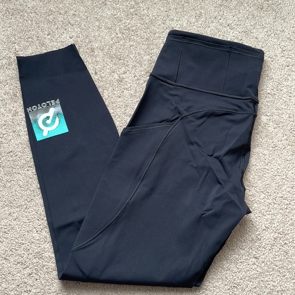 Lululemon/Peloton Black Fast and Free High Rise Tight 25" - Picture 1 of 7